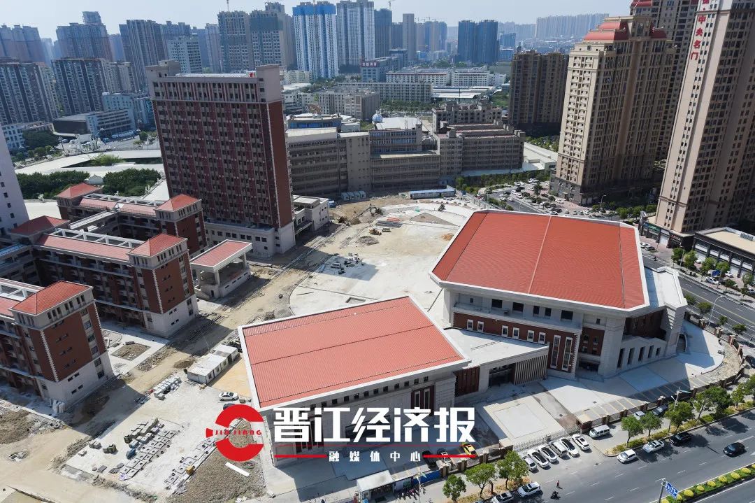 体育运动木地板安装_体育场木地板安装价格_体育馆木地板安装